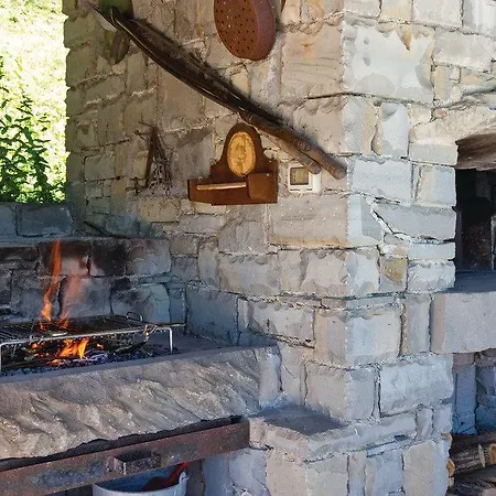 Belvedere Di Comunaglia Holiday home *