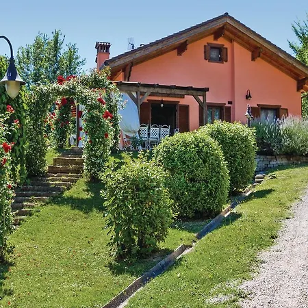 Holiday home Belvedere Di Comunaglia Nestore