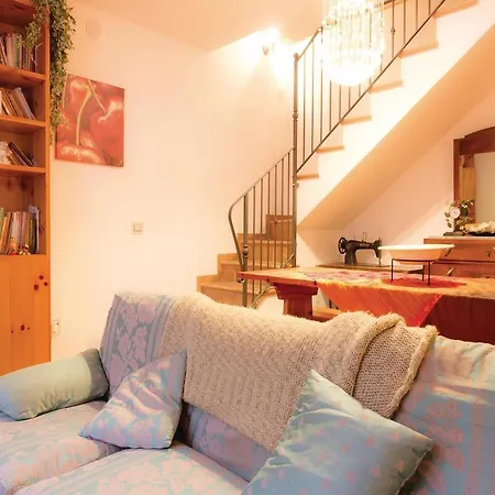 Belvedere Di Comunaglia Holiday home Nestore